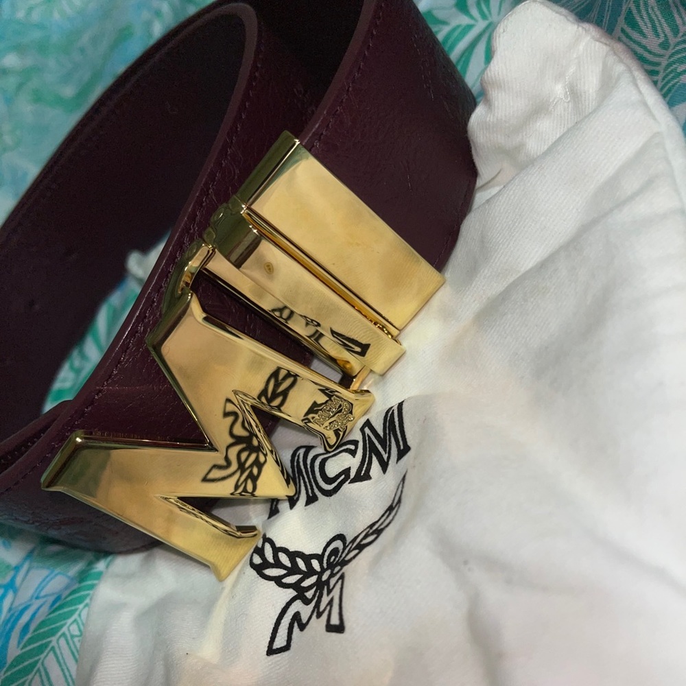 Mcm belt maroon